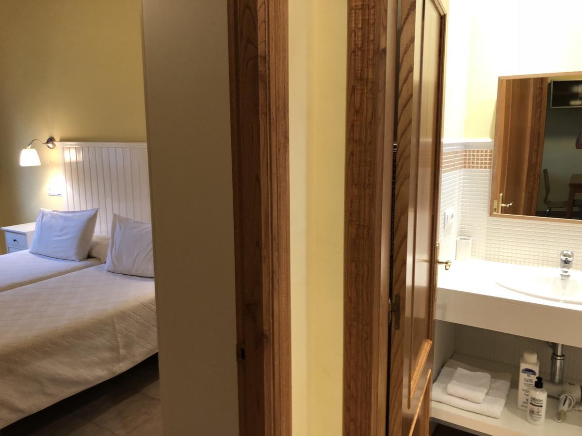 Apartamentos El Guindal Tapia De Casariego Luaran gambar